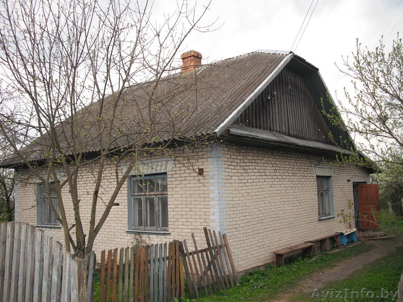 Продаем шлакобетонный обложен кирпичом жилой дом - Изображение #1, Объявление #63282