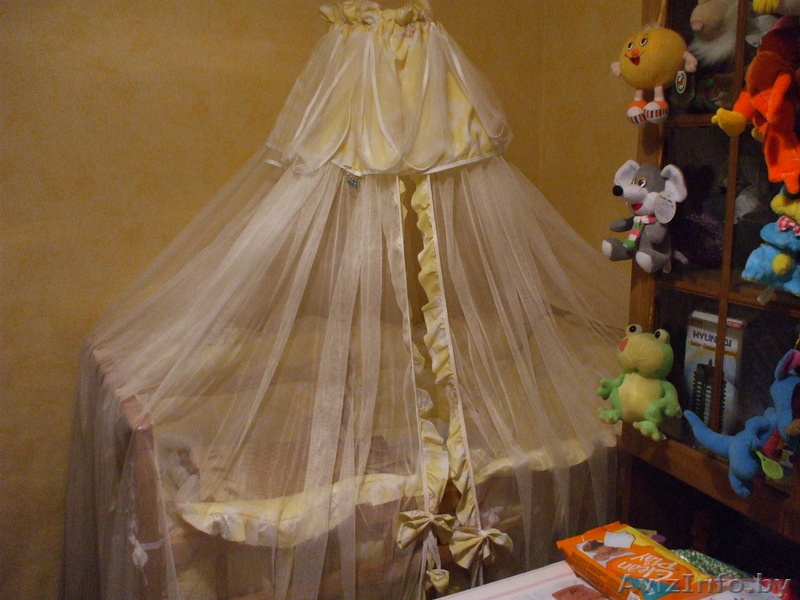 Продаю детскую кроватку и вся принадлежность в кроватку. - Изображение #1, Объявление #410547