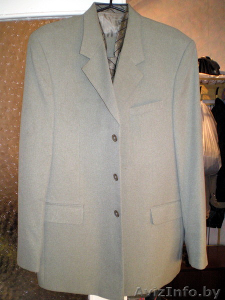 Продам костюм мужской светло-зелёный - Изображение #1, Объявление #646290