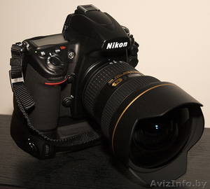 Nikon D700 Цифровые зеркальные фотокамеры с Nikon AF-S VR 24-120mm объектив